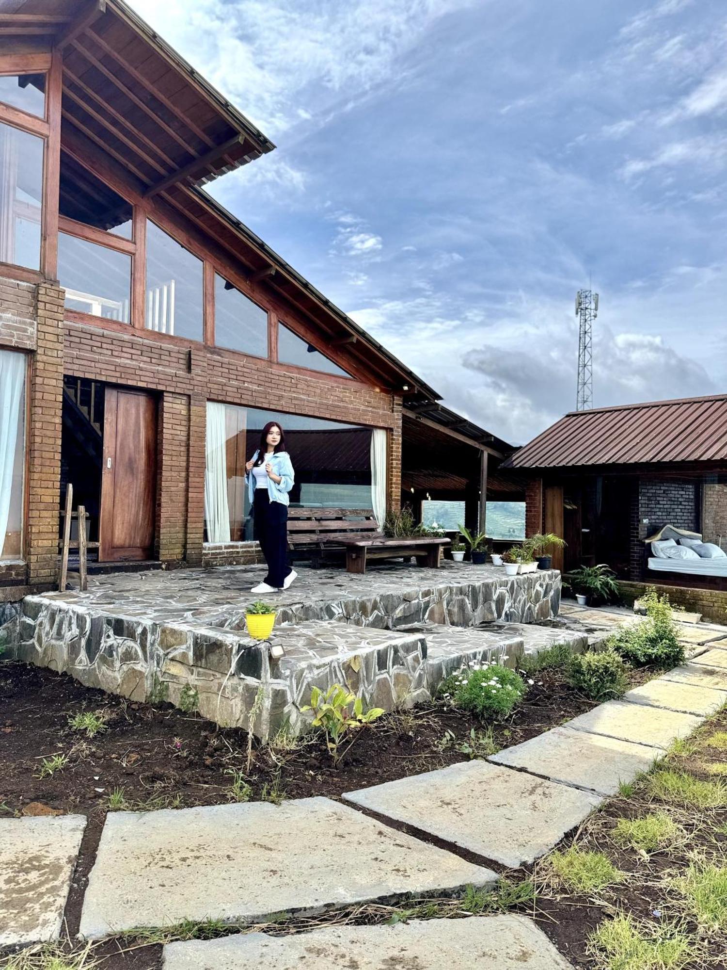Jolotundo Lodge Banjarnegara Экстерьер фото